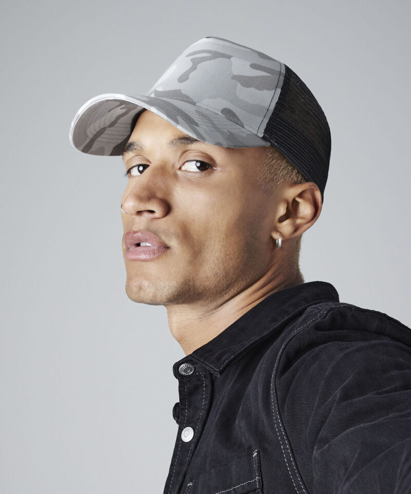 Beechfield Camo Snapback Trucker Cap