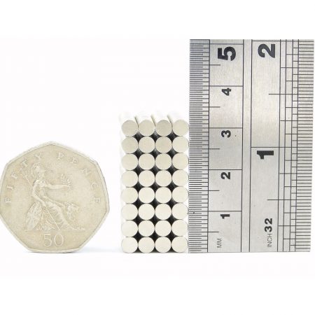 4mm x 0.5mm neodymium magnets comparison in size to 50p