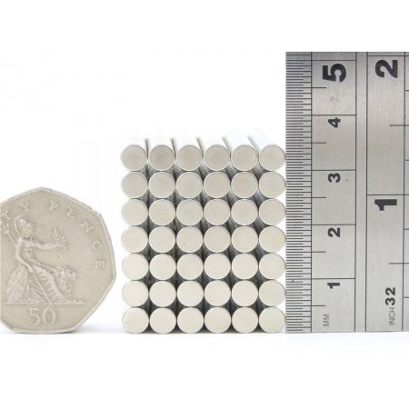 5mm x 3mm neodymium magnets comparison in size to 50p